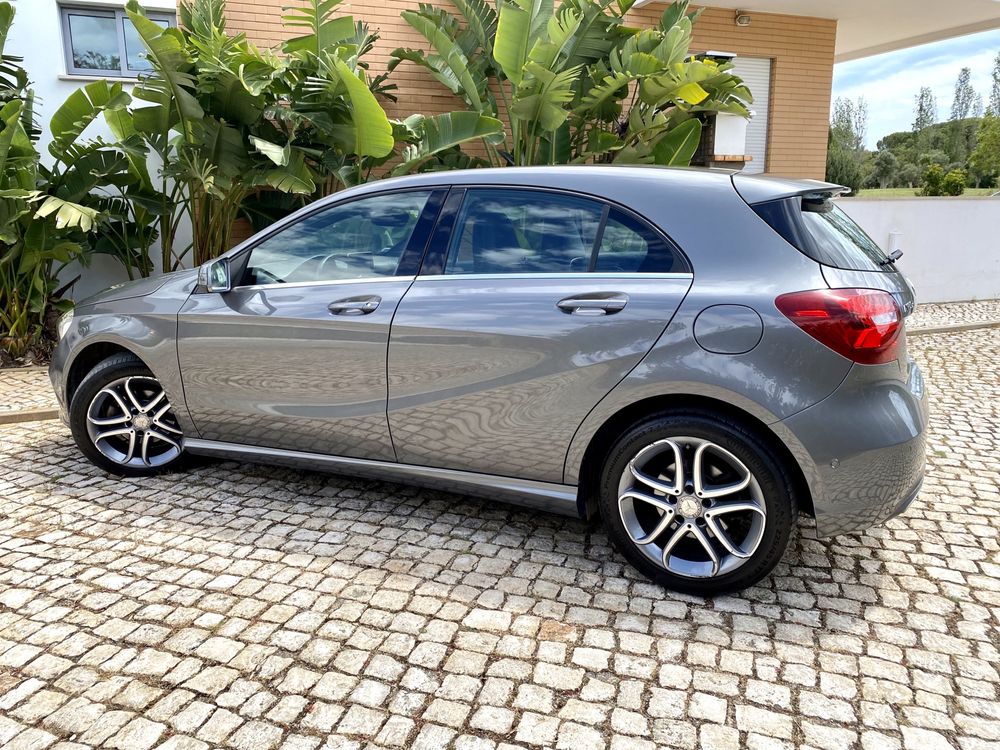 Mercedes A180d Urban 106.000 kms