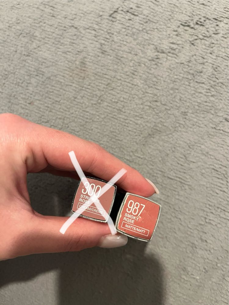 Maybelline pomadka 987