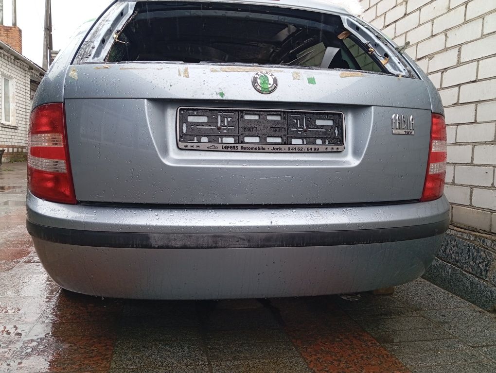 Дверь задняя Skoda Fabia 1 2000-2007 в родной краске