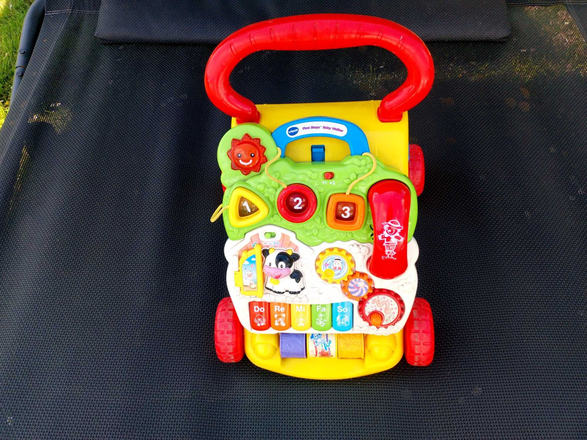 Interaktywny chodzik Vtech