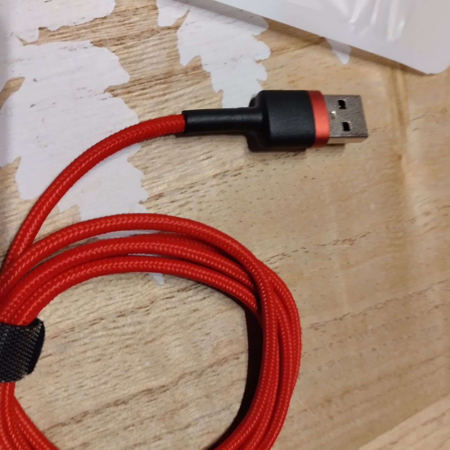Kabel USB typu lightning 1 m nowy