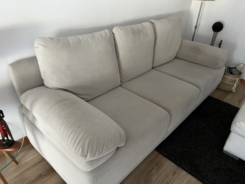 Sofa de tres lugares