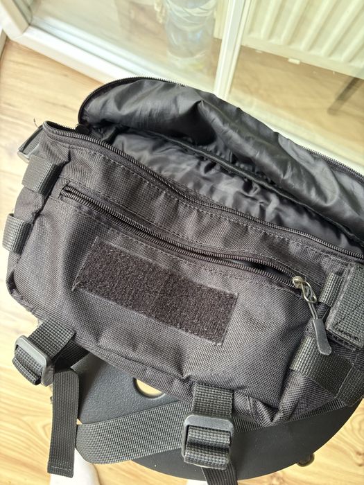 Велика сумка бананка від бренду Zaboy, стан чудовий