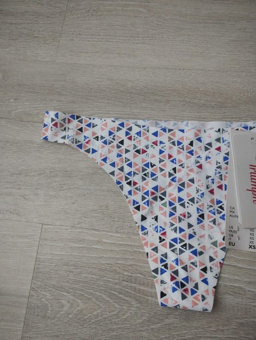 Majtki Triumph Sporty Lite String rozmiar XS