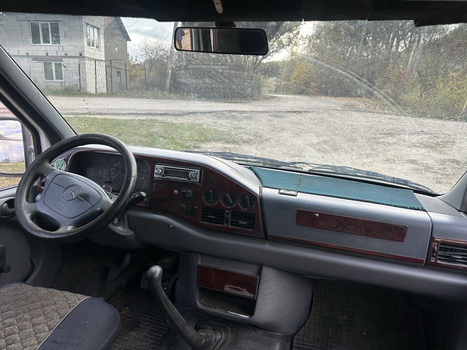 Mercedes-Benz Sprinter 312d. 19 місць
