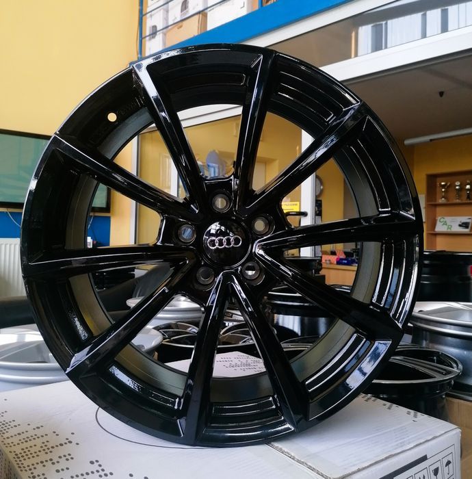 Felgi aluminiowe Audi czarne 19 cali 5x112