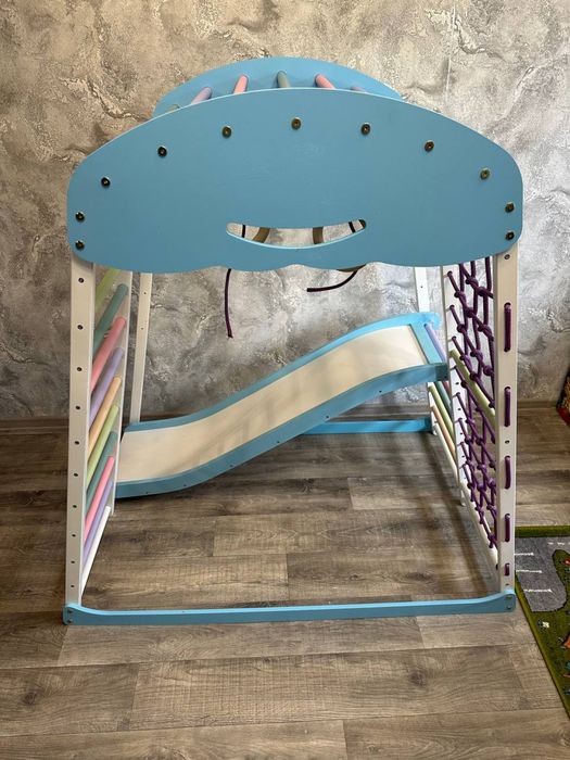 Дитяча Стінка Уголок