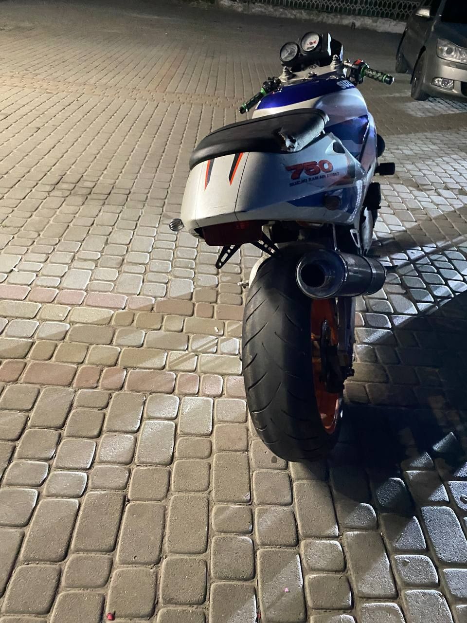 Продам suzuki GKSR