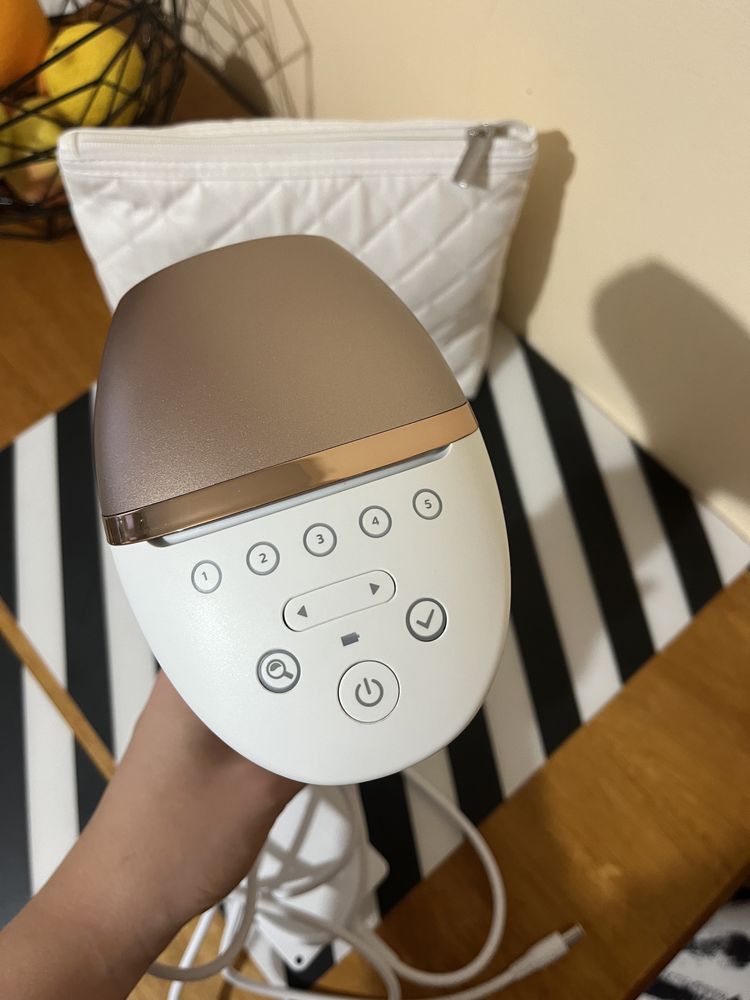 Depilator IPL PHILIPS Lumea IPL BRI955/00