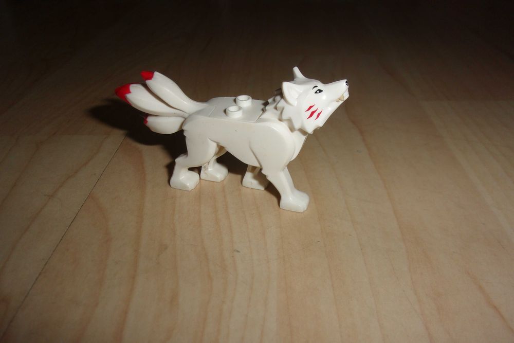 lego Figurka wilk akita Ninjago Akita Wolf figur