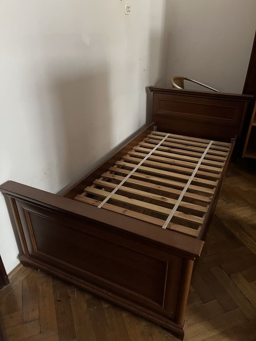 Łóżko z zestawu KENT firmy BlackRedWhite