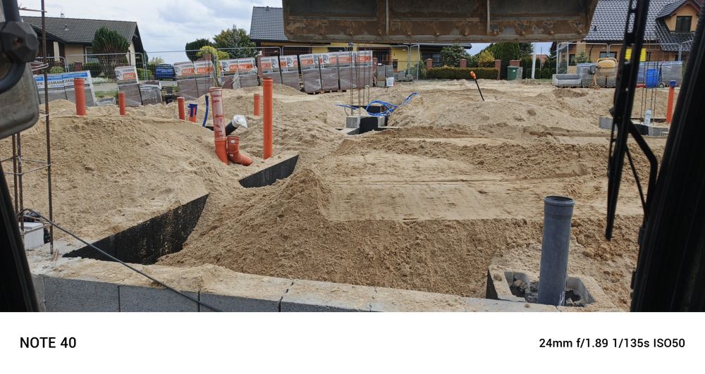 Usługi koparką gąsienicową 16 ton