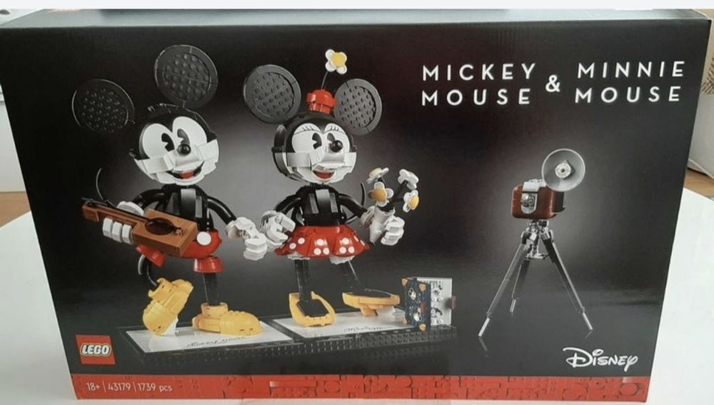 Legos Disney 43179 Mickey&Minnie e 71040 Disney Castle. Selados.