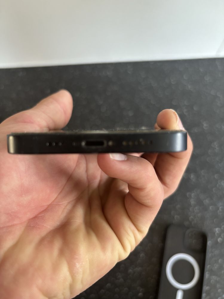 Iphone 13 czarny 64gb
