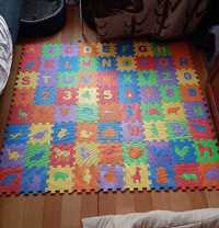 Mata edukacyjna puzzle piankowe dla dziecka 132x118 zabawa