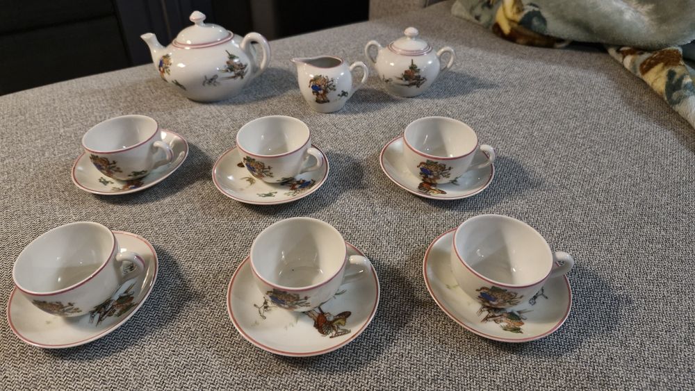 Serviço em miniatura da Candal-Electrocerâmica