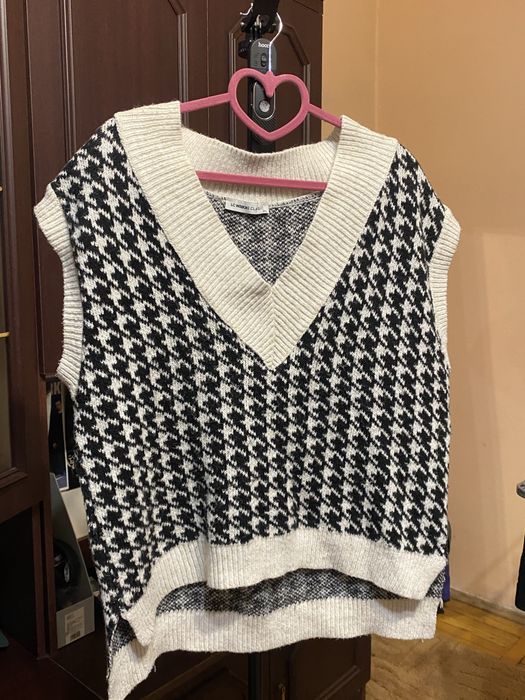 Жіноча жилетка чорно біла LC Waikiki