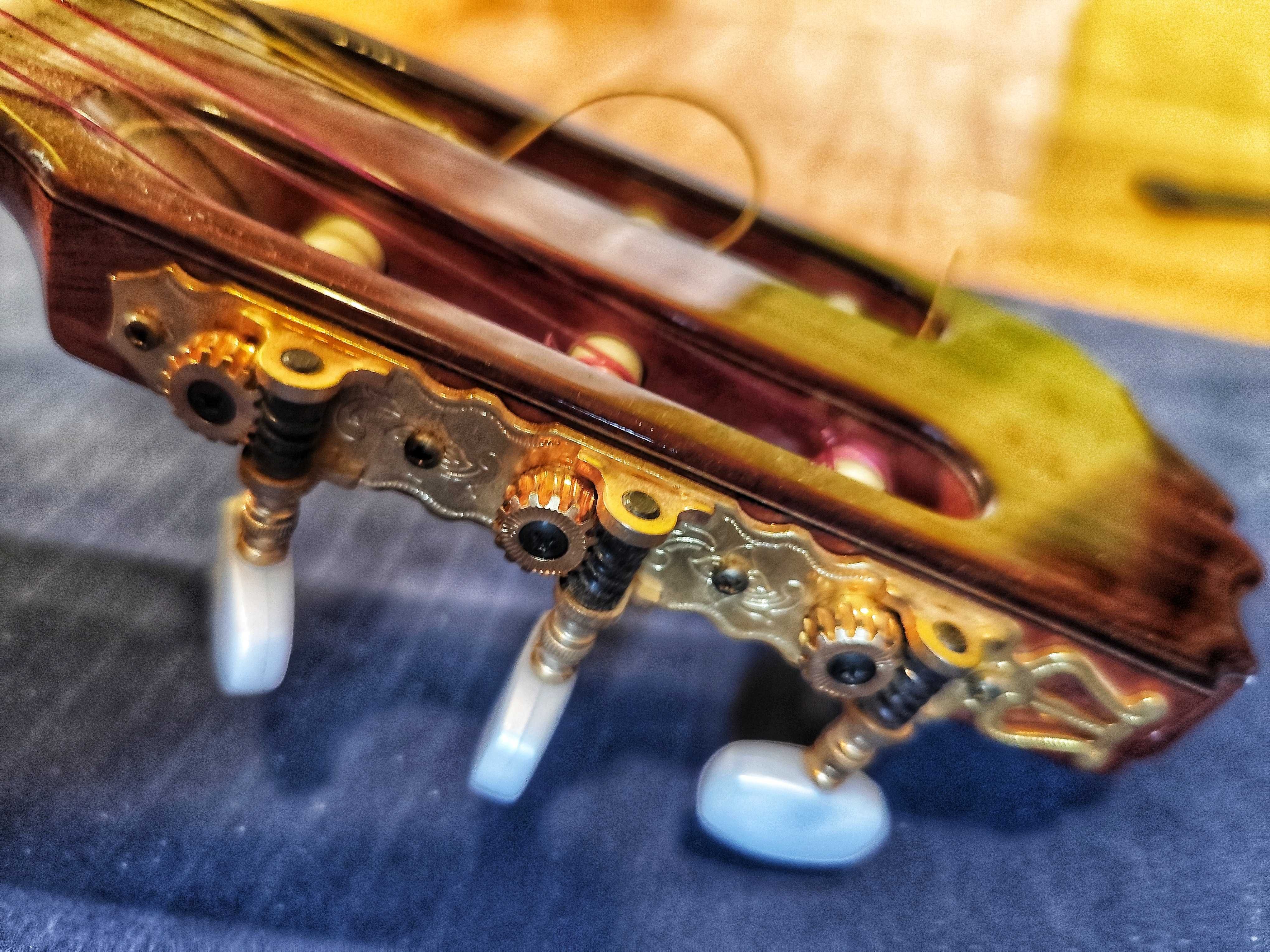 Hiszpanska gitara klasyczna model D