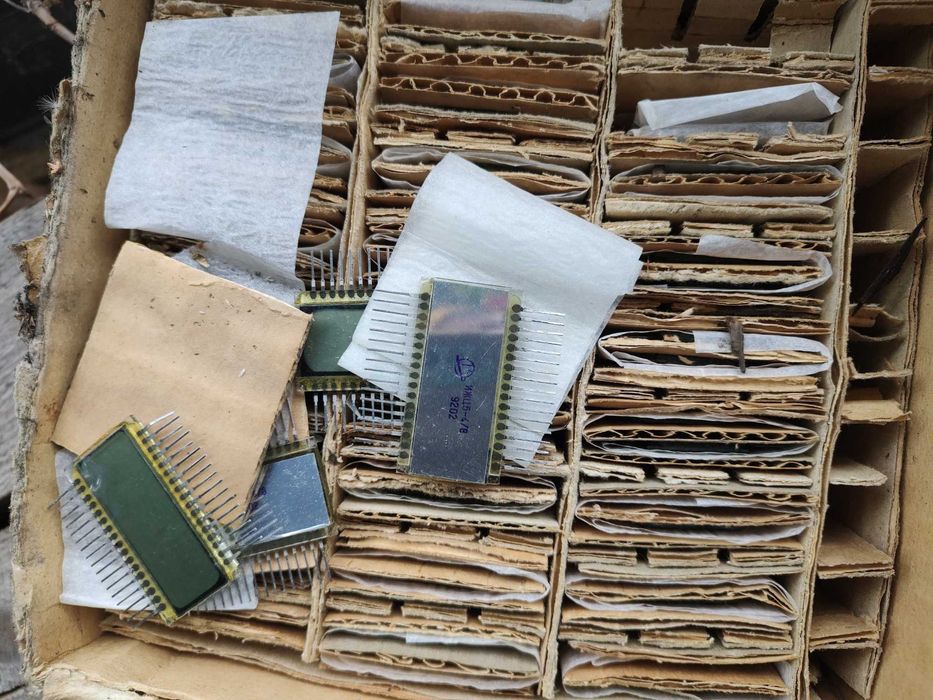 Рідкокристалічні екрани ижц5-4/8