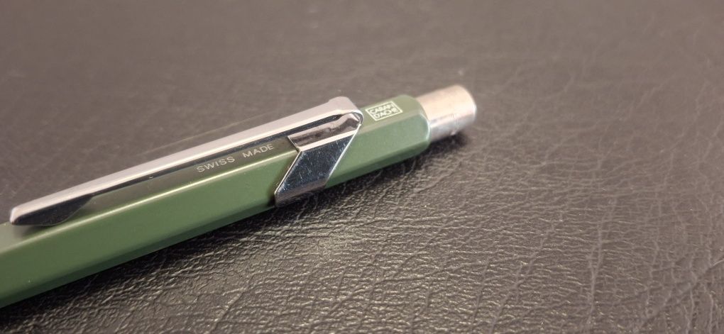 Caran D'Ache 849
