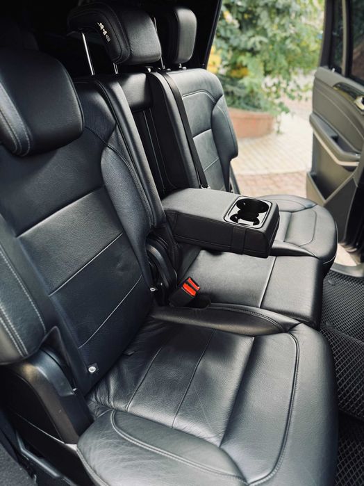 Mercedes-Benz GLS 500