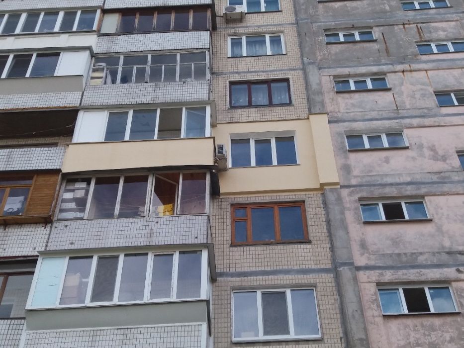 Утеплення фасадів квартир балконів  будинків  верхолазні роботи маляра