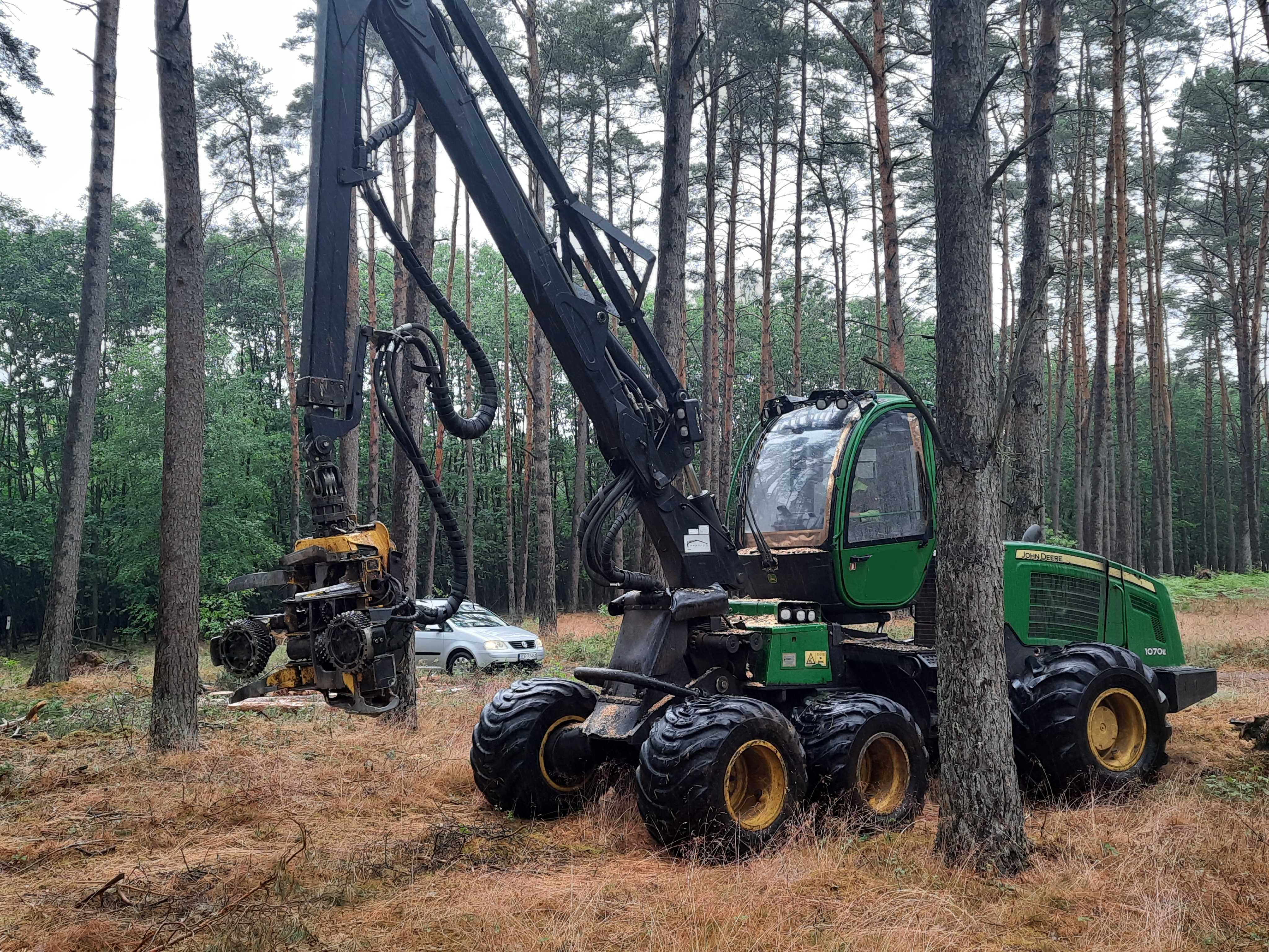 Harvester john deere 1070 E, timberjack, ponsse,forwarder