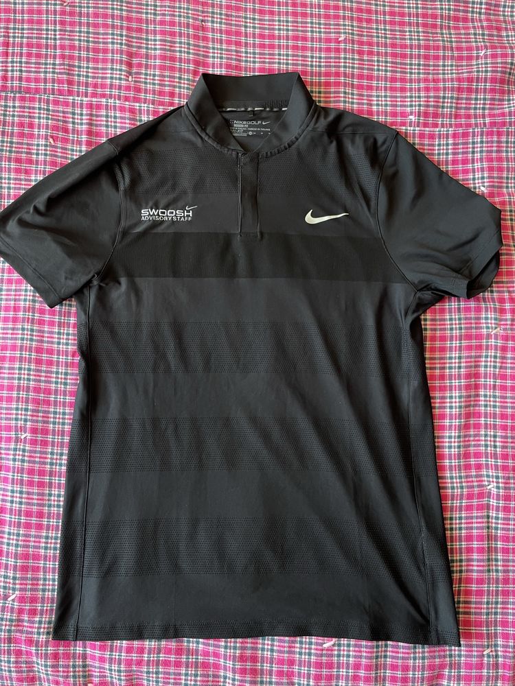 Спортівна бігова футболка Nike. Розмір М