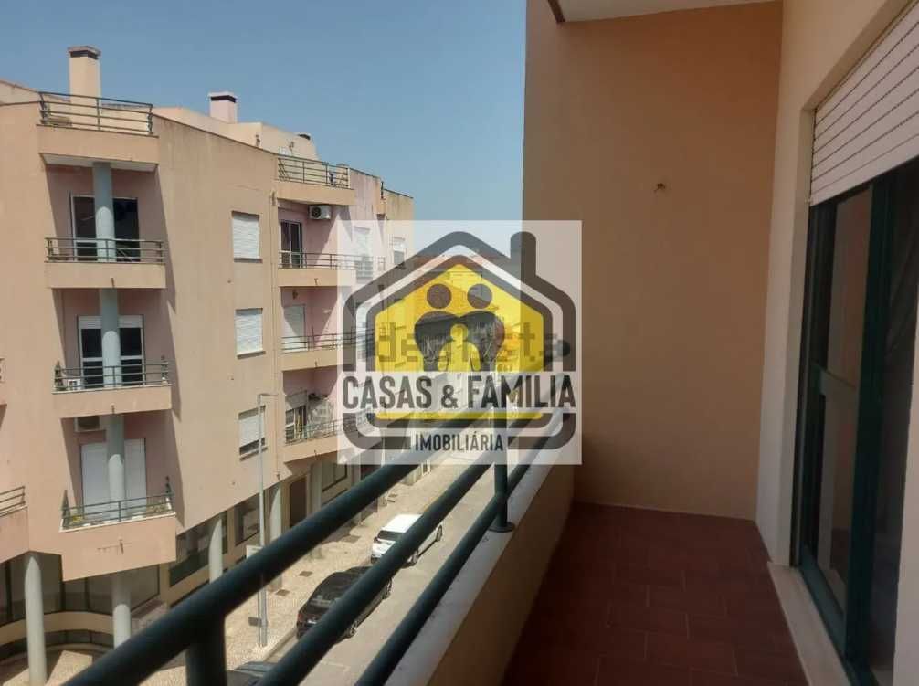 Apartamento T4 DUPLEX com garagem
