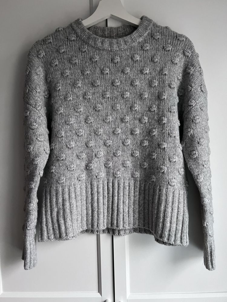 Sweter wełniany szary Massimo Dutti w kropki