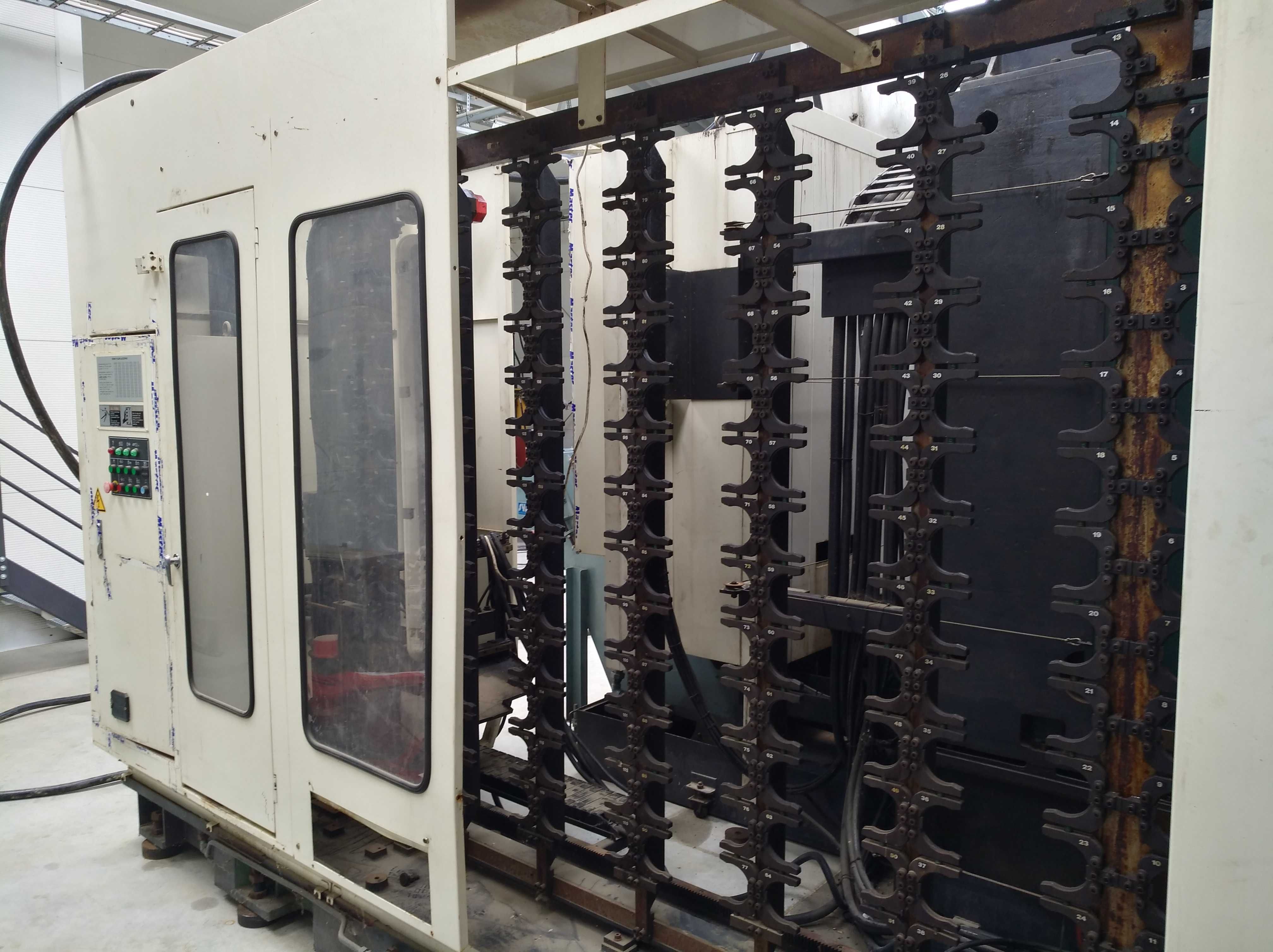 NIIGATA SPN63 CNC Frezarka Fanuc 16-M