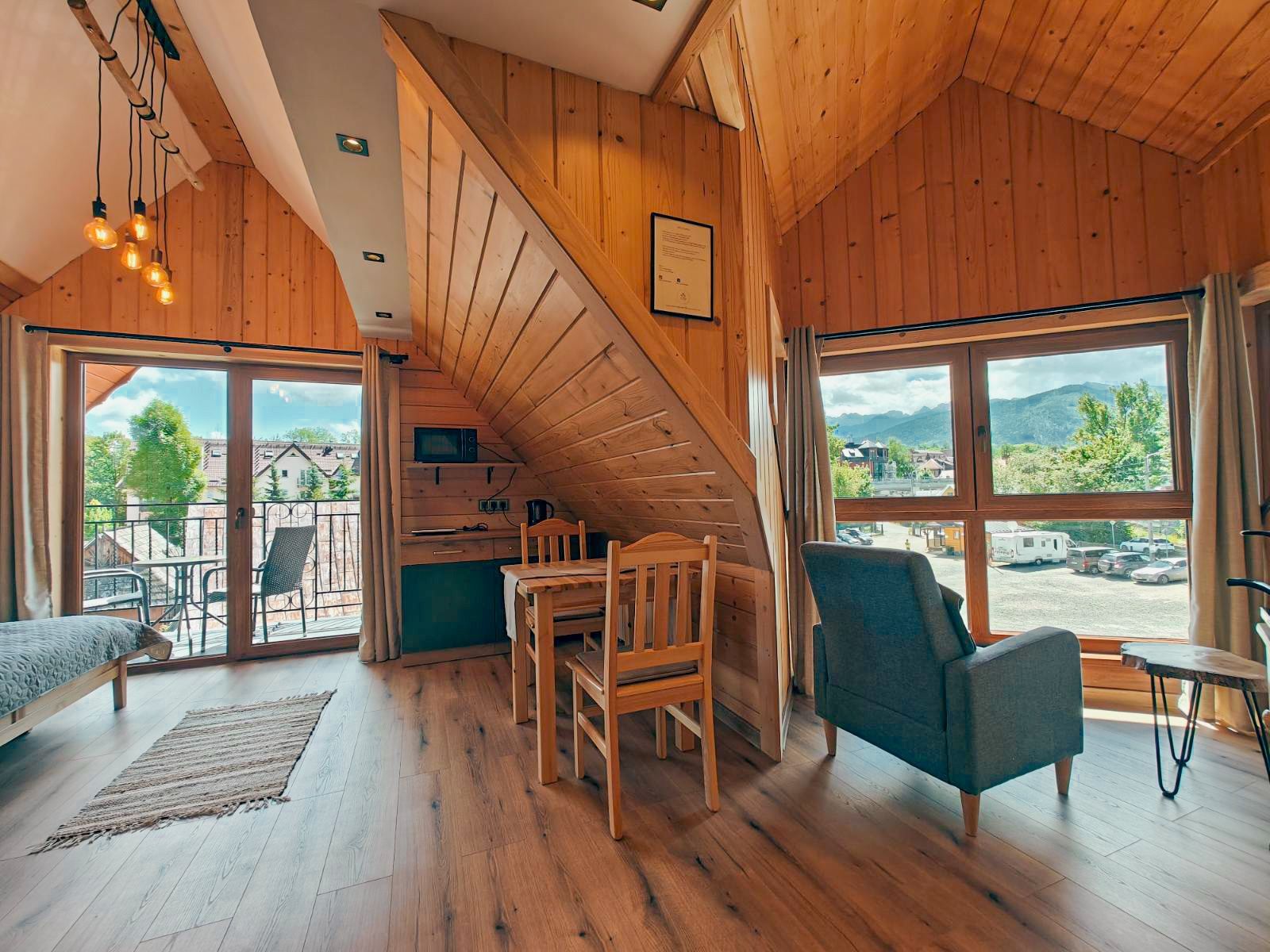 Zakopane- pokoje z widokiem na góry 200m od Krupówek!