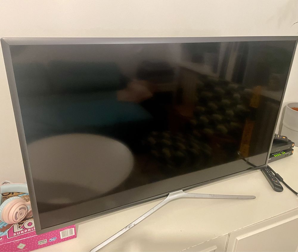 Samsung Tv 40” UE40K5572SU