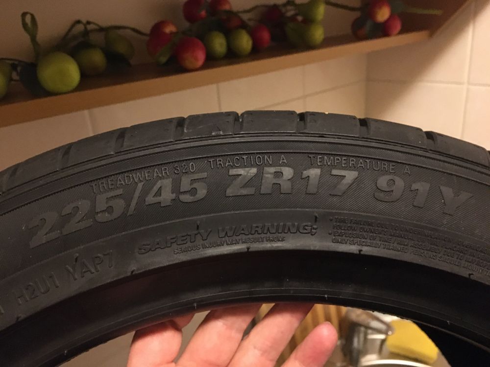 KUMHO ECSTA rs71 225/45/17