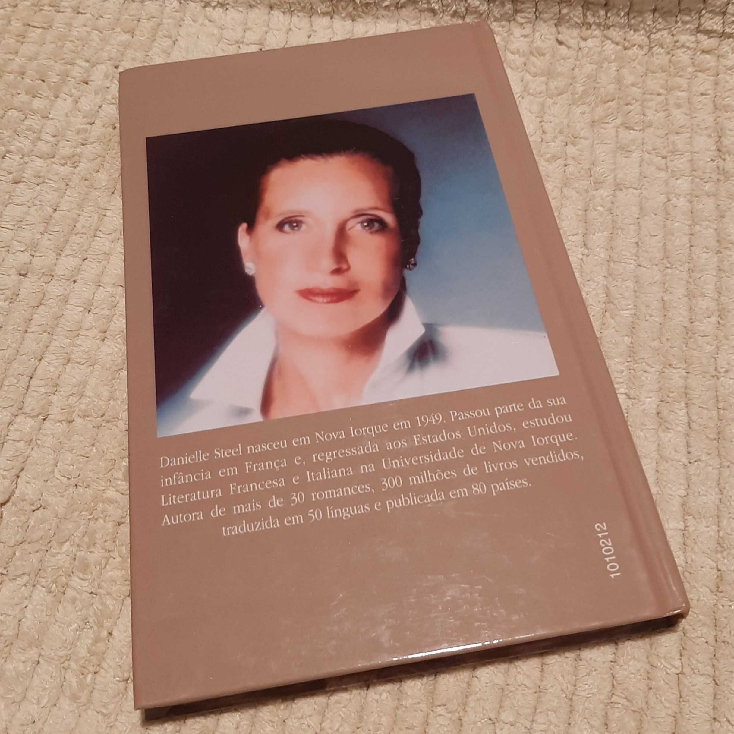 Livro: A Avó Dan - Danielle Steel