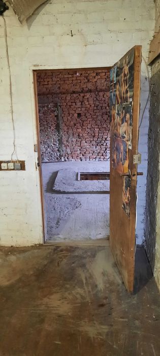 Оренда  бокса в центрі міста з оглядовою  ямою по вул.Вокзальна 50.