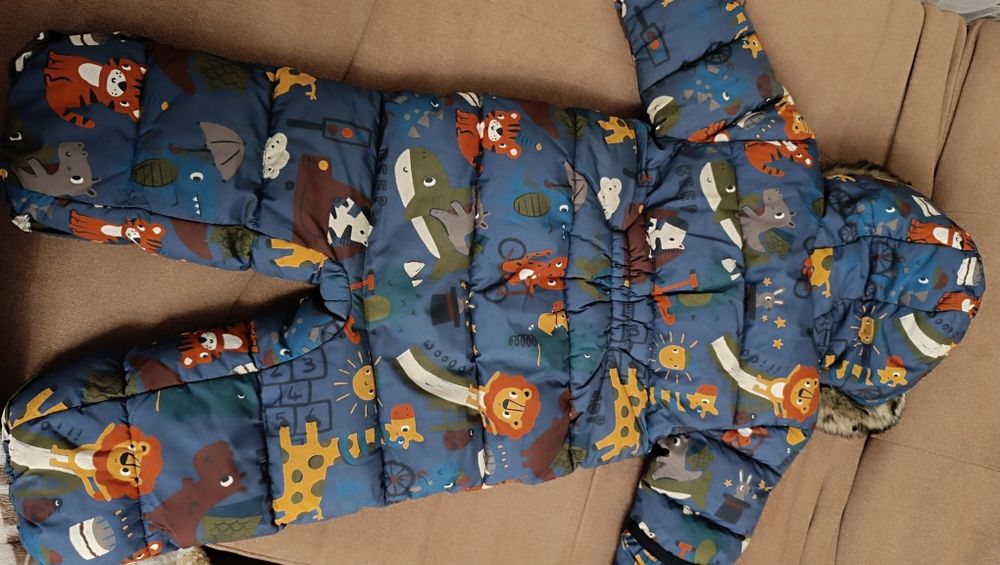 Зимовий комбінезон NEXT для хлопчикаа 9-12 місяців.