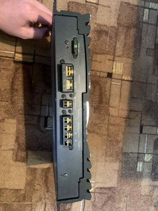 Wzmacniacz samochodowy KENWOOD