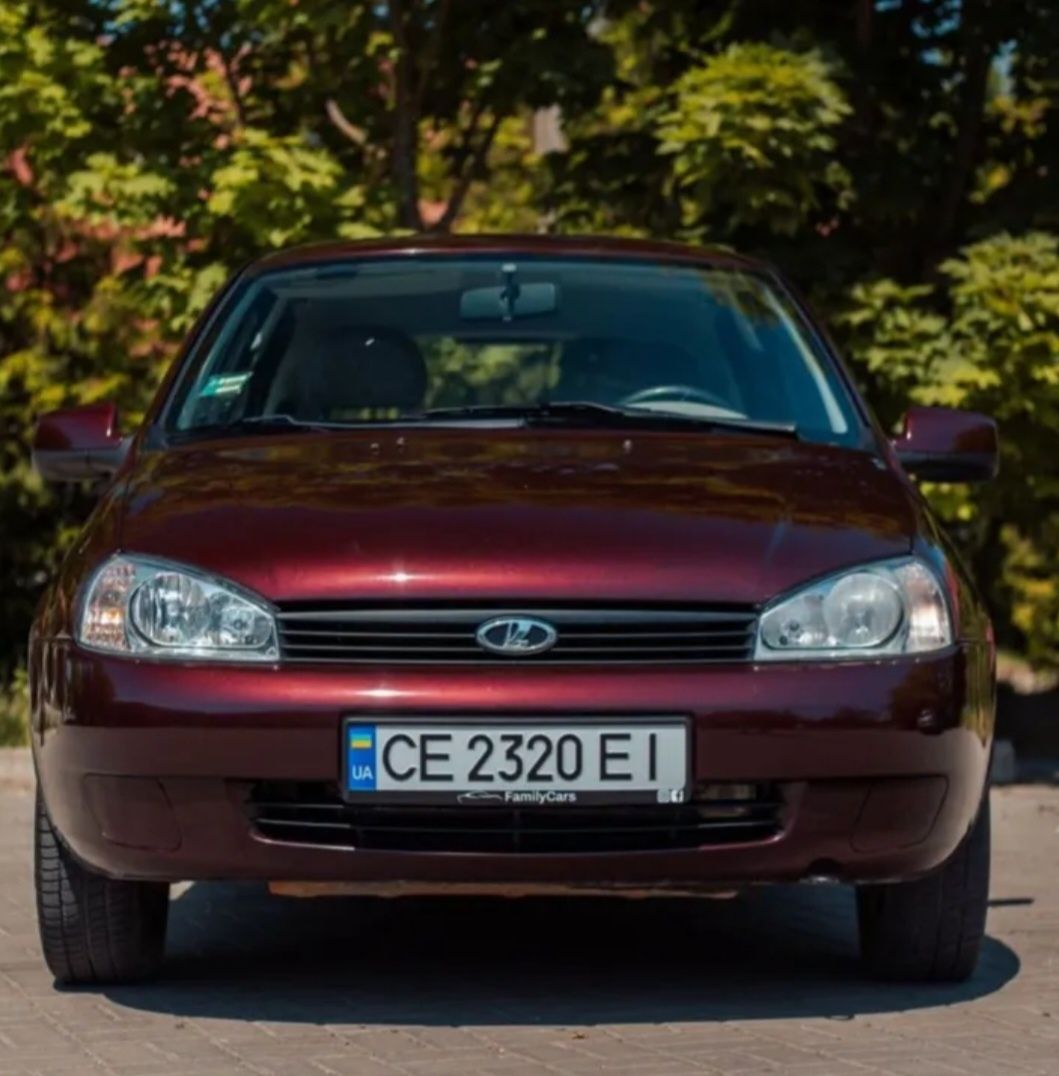 Продам. Лада Калина 2010год 1.6 матор 8кл. Оригинальный пробег 64000км