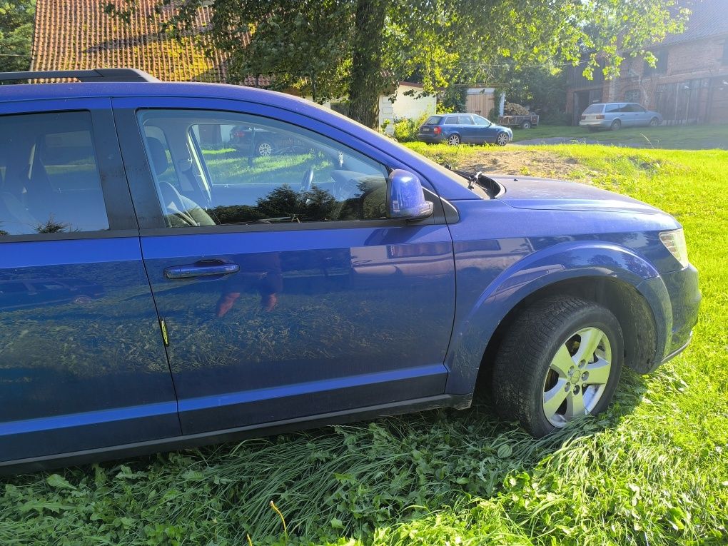 Sprzedam dodge po kolizji