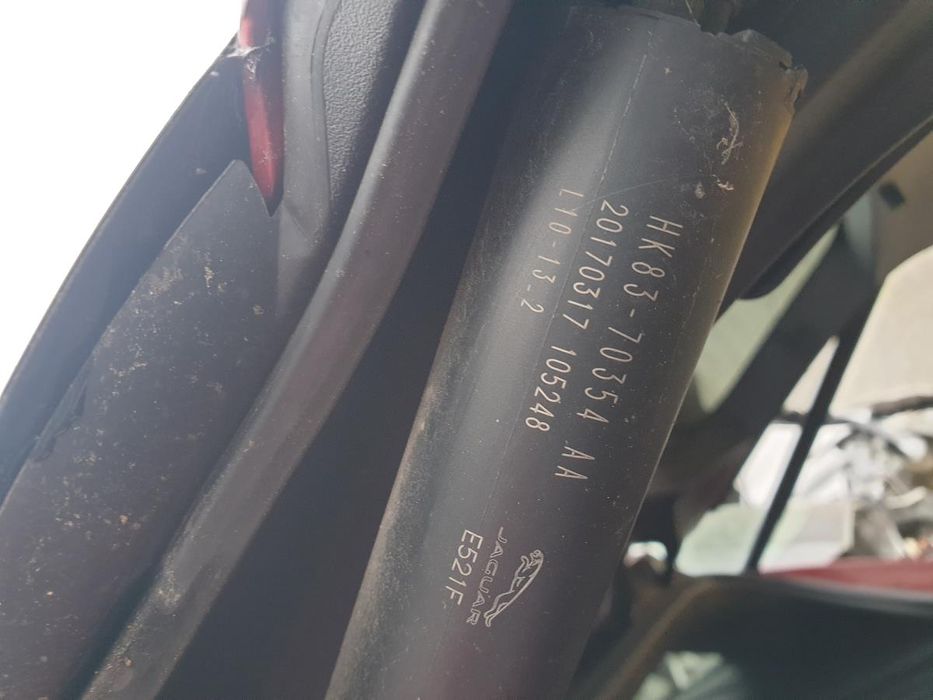 Amortecedor da mala JAGUAR F-Pace (X761)