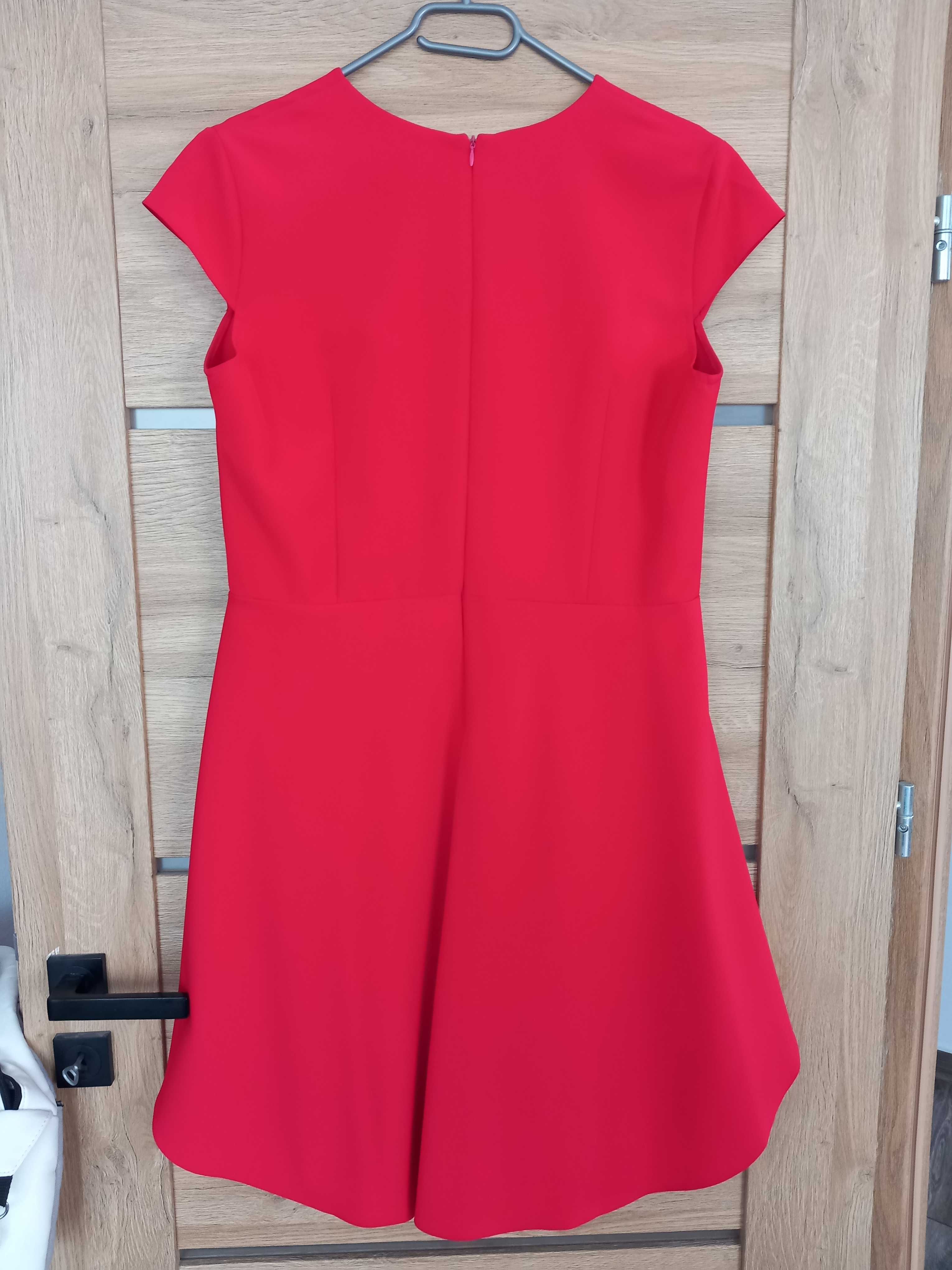 Czerwona sukienka rozmiar 42
