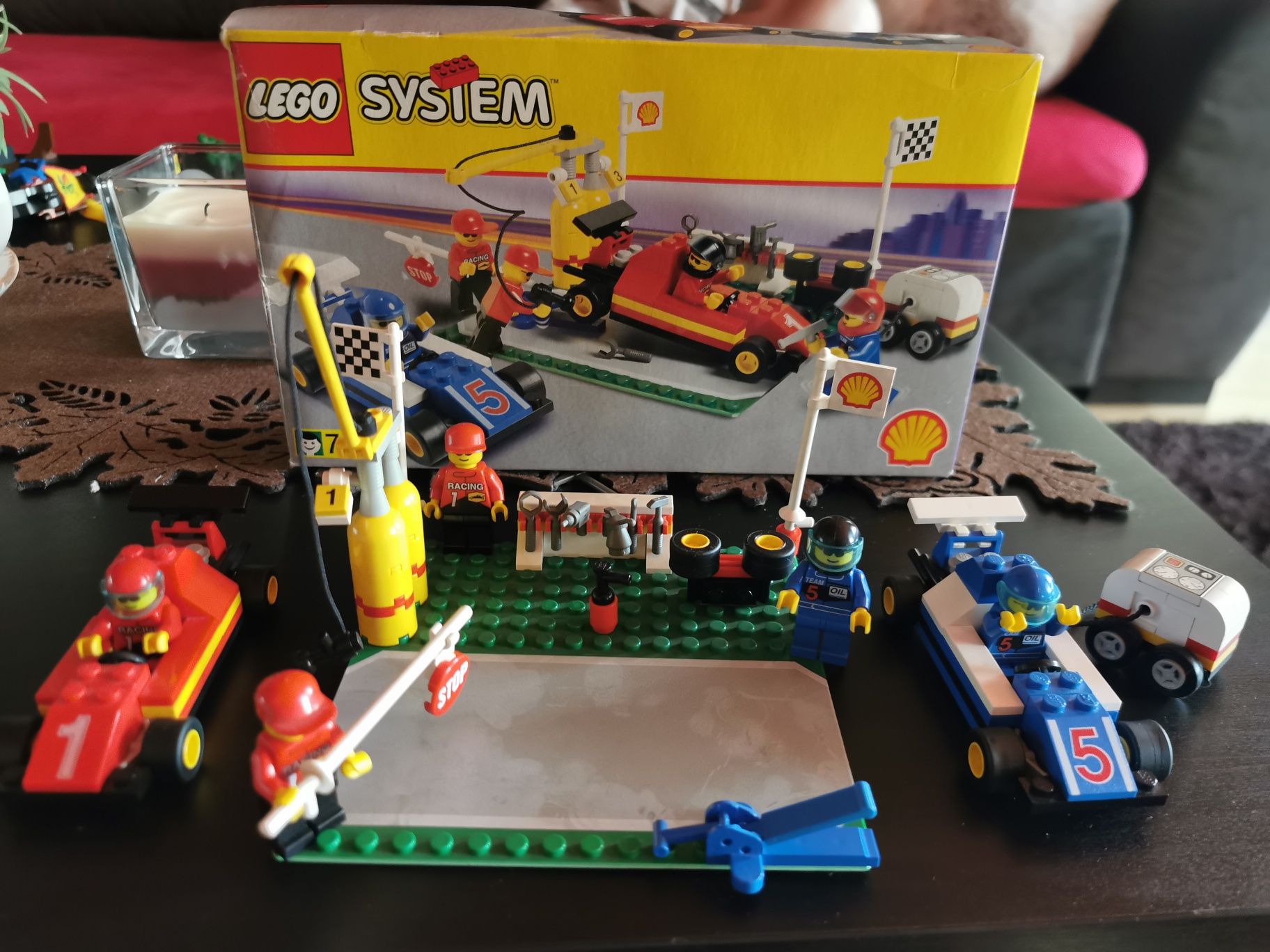 LEGO® 2554 Town - Formula 1 Pit Stop