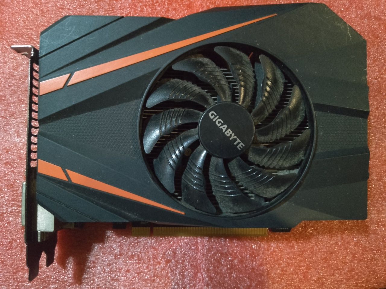 Відеокарта 3D Gigabyte GTX 1060 3G OC GV-N1060IXOC-3GD (3Gb/GDDR5)