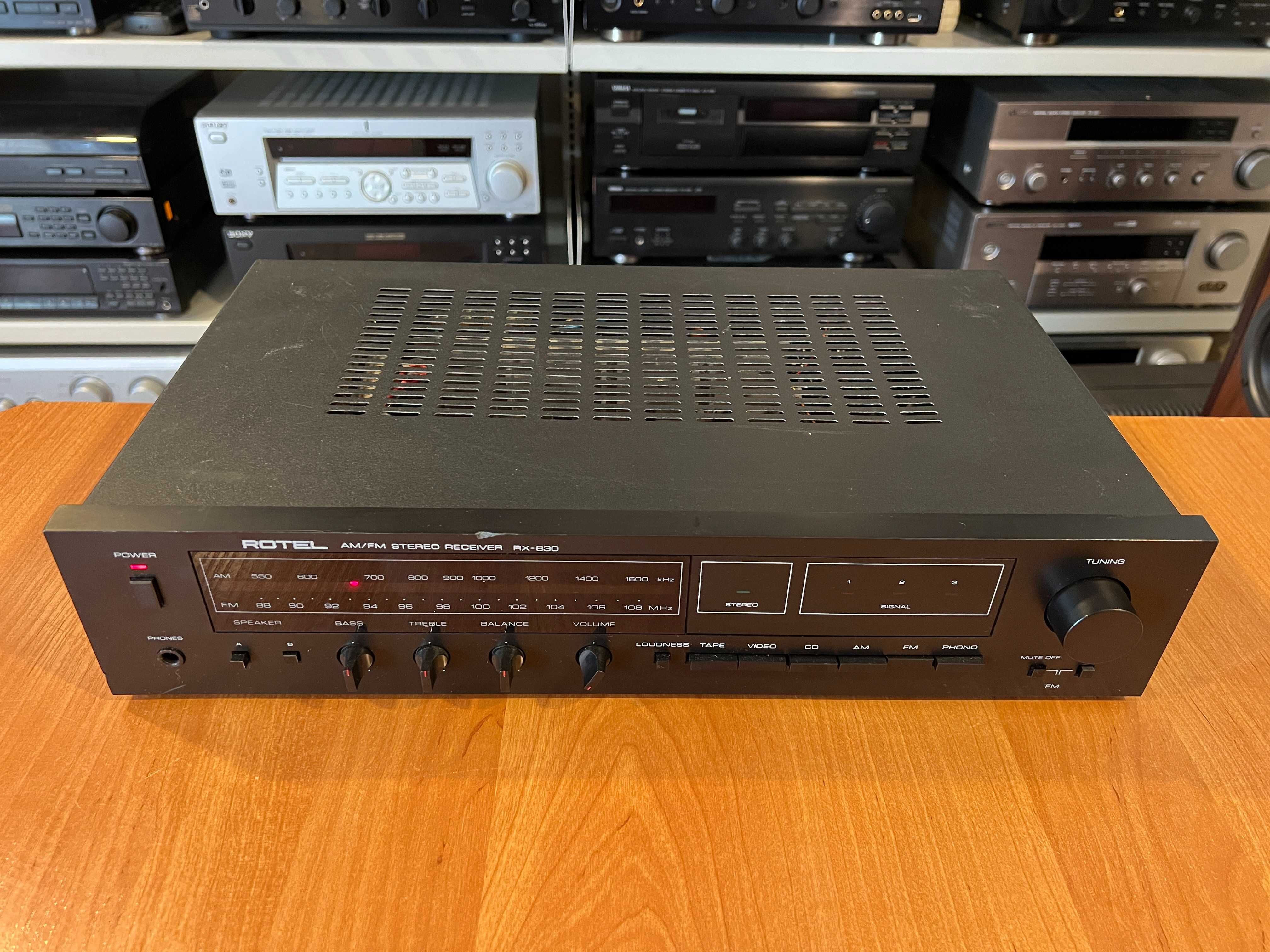 Amplituner Rotel RX-830 Audio Room