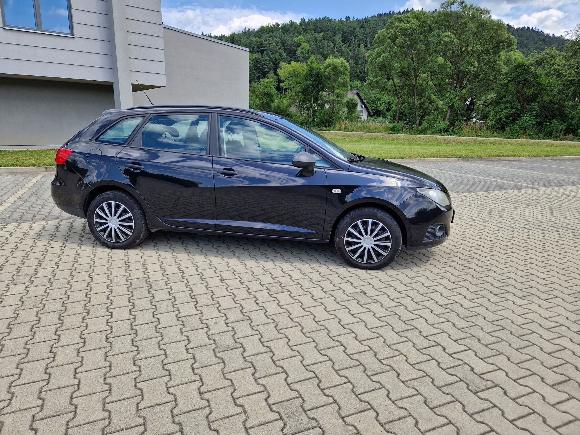 Seat Ibiza 1.4 Mpi z Niemiec 2011rok