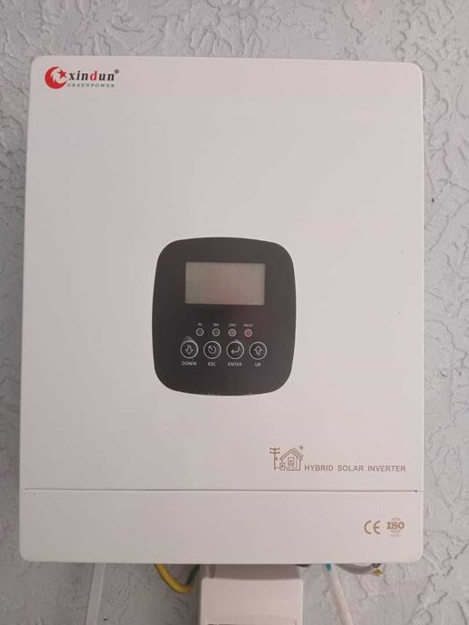 Гібридний сонячний Інвертор