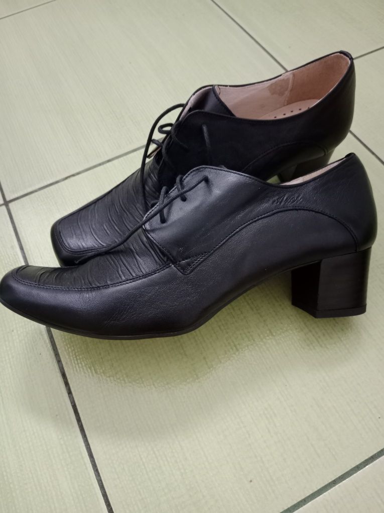 Buty damskie, skóra, nowe. Axel Comfort, podwyższona tęgość, rozm. 40