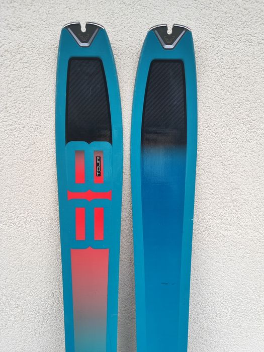narty skiturowe DYNAFIT TOUR 88 166cm + wiązanie 2020