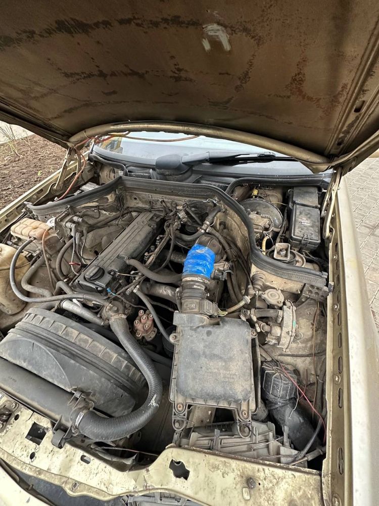 Mercedes 124 2.3